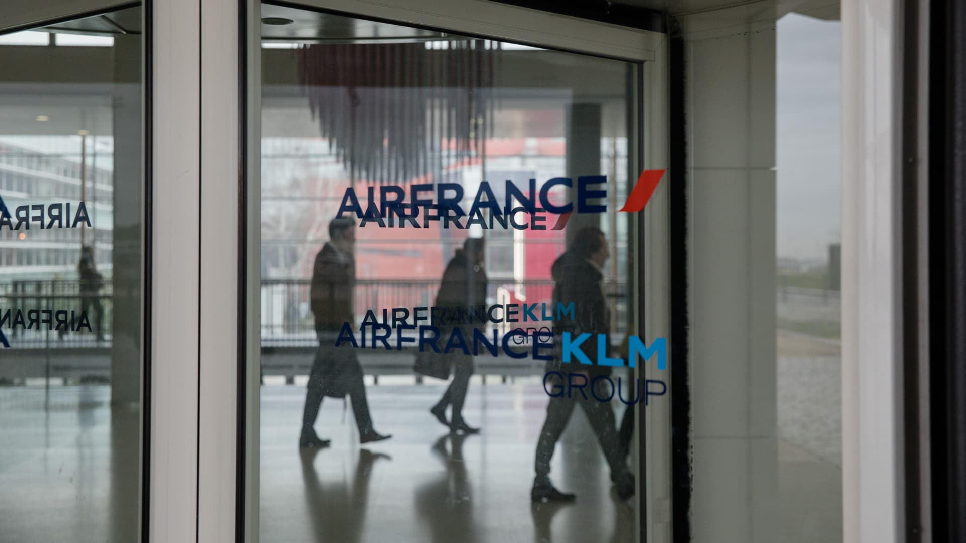 US Regulators Fine Air France and KLM 5,000 Over Restricted Iraqi Airspace Flights US Regulators Fine Air France and KLM 5,000 Over Restricted Iraqi Airspace Flights