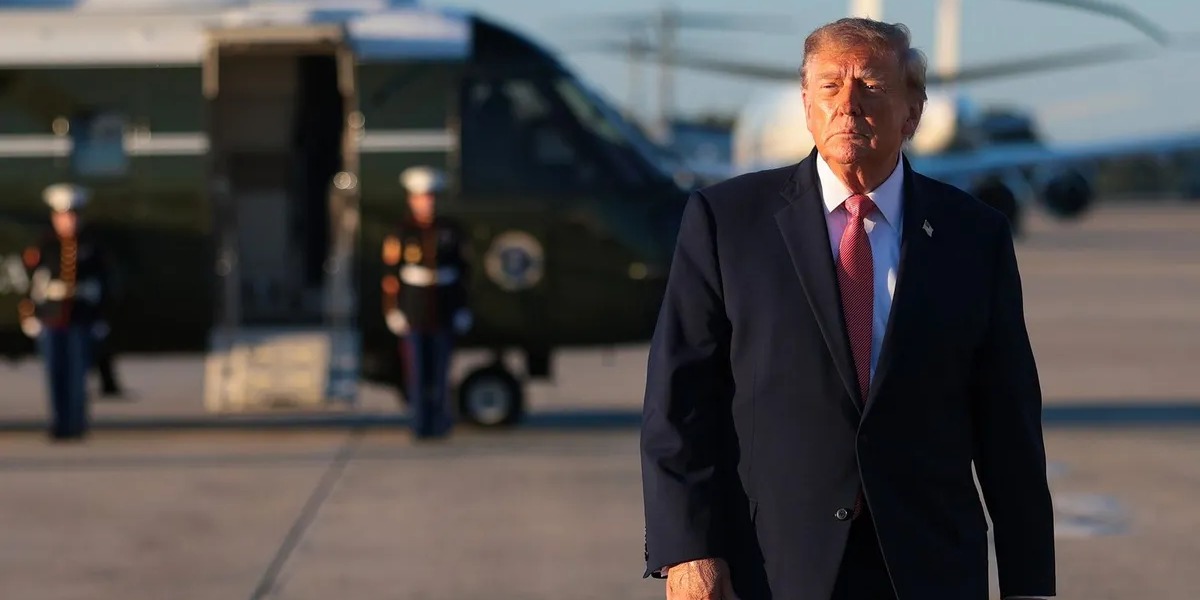 POLICY WIRE FACT CHECK: Viral Video Misleads Public Over Donald Trump’s Marine One Salute POLICY WIRE FACT CHECK: Viral Video Misleads Public Over Donald Trump’s Marine One Salute