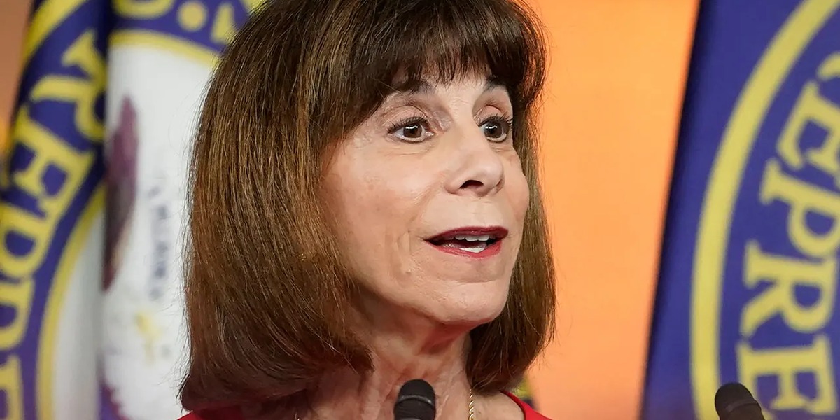 POLICY WIRE FACT CHECK: Super PAC Ad Misleads Voters on Rep. Kathy Castor Insider Trading Allegations POLICY WIRE FACT CHECK: Super PAC Ad Misleads Voters on Rep. Kathy Castor Insider Trading Allegations