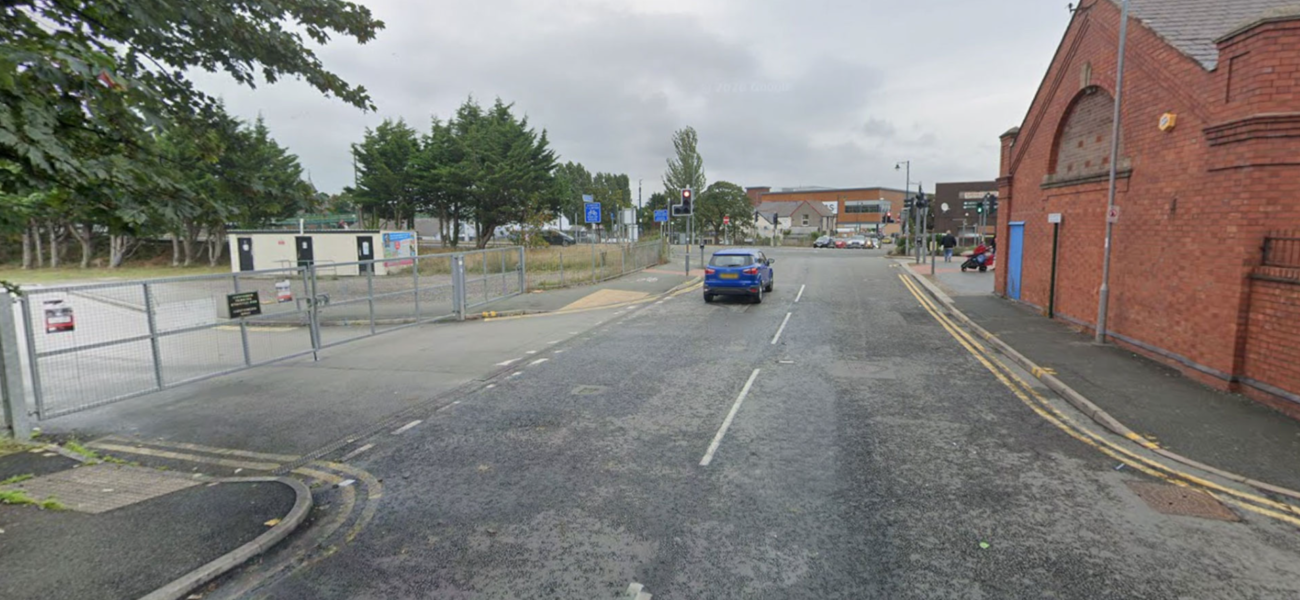Body Found in Burning Van Triggers Murder Probe in Prestatyn Body Found in Burning Van Triggers Murder Probe in Prestatyn