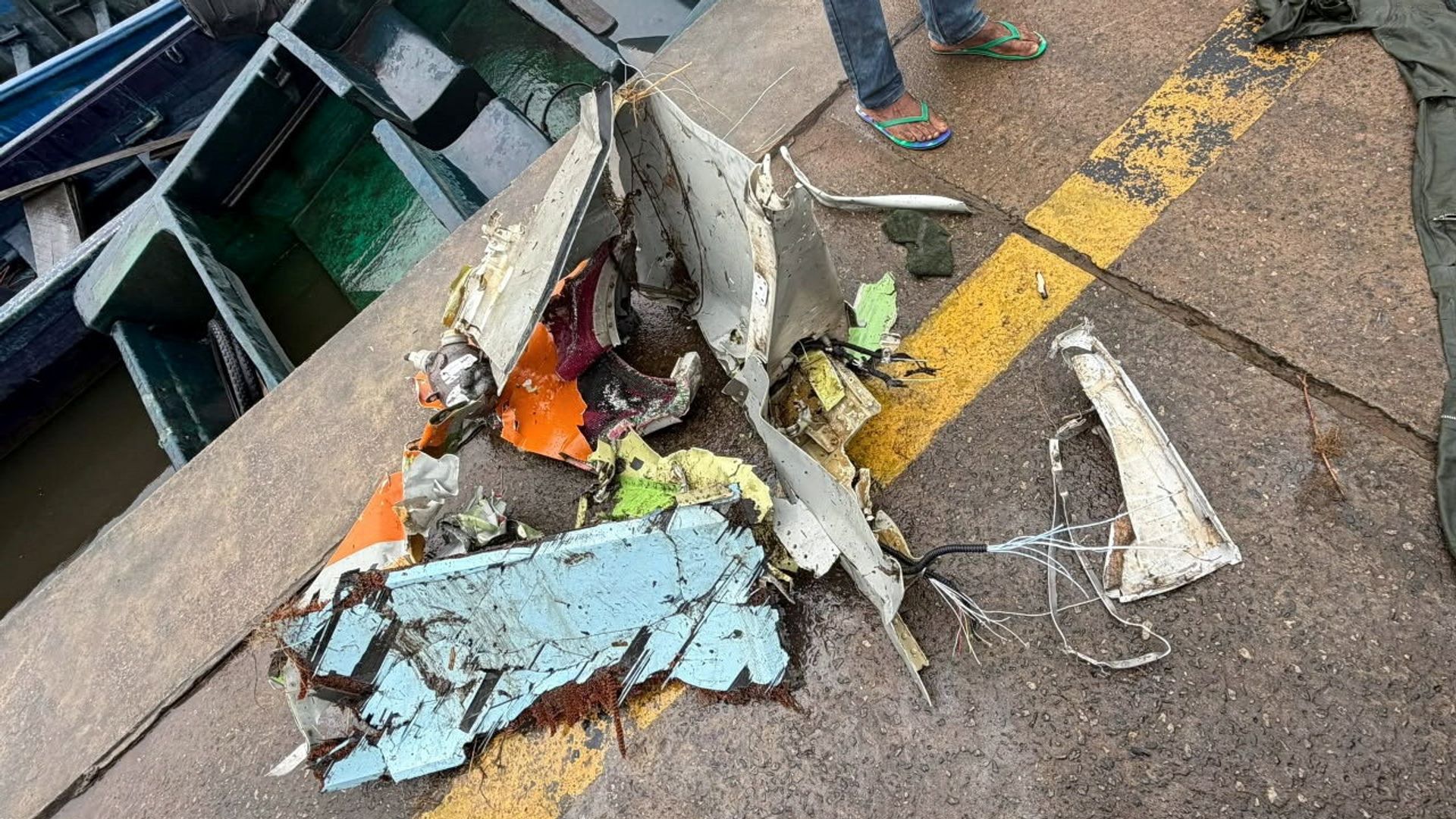 25 Aboard Nigerian Military Plane Killed in Tragic Crash 25 Aboard Nigerian Military Plane Killed in Tragic Crash