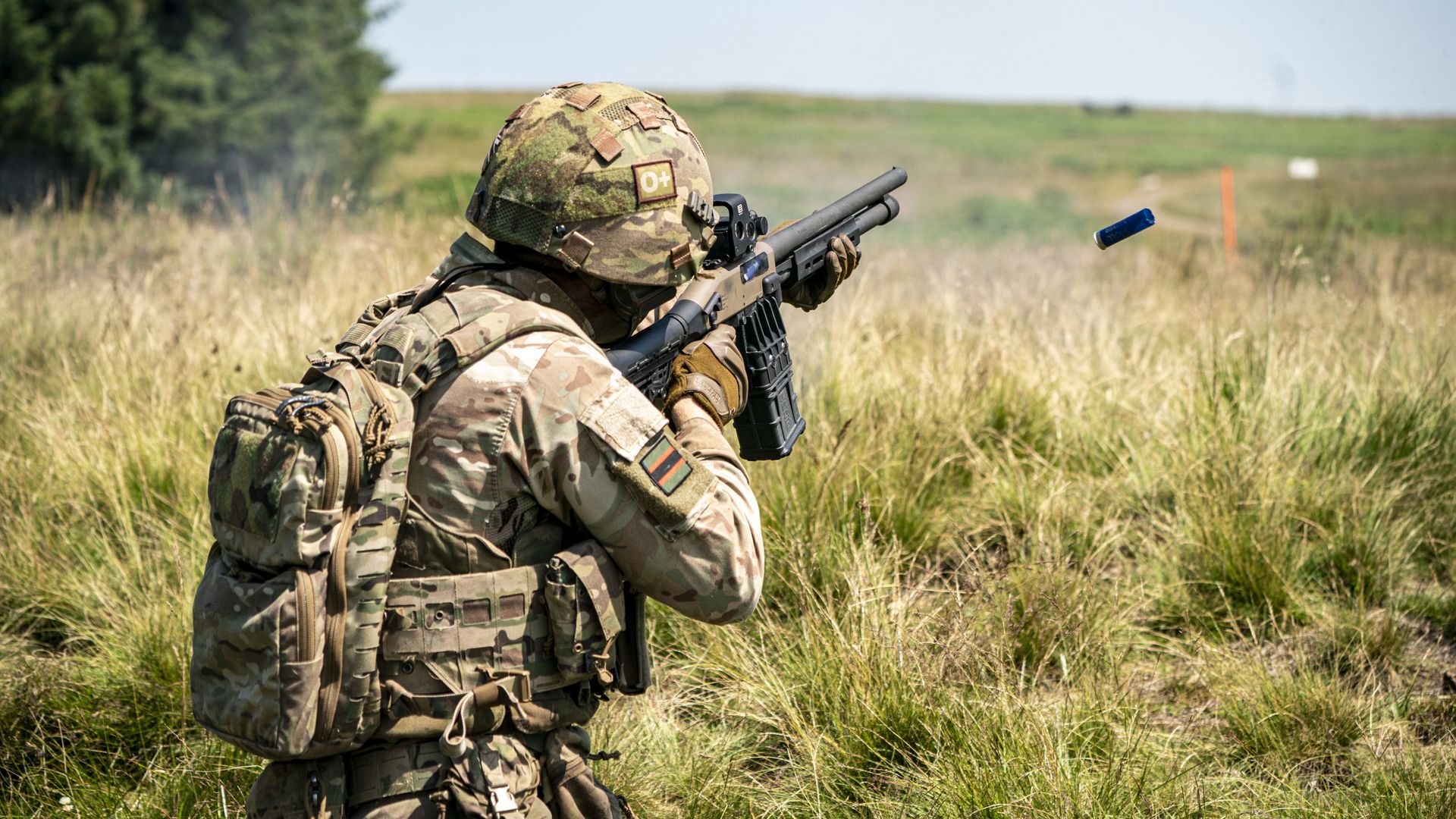 Poll Reveals Nearly Half of Britons Refuse to Fight for Country