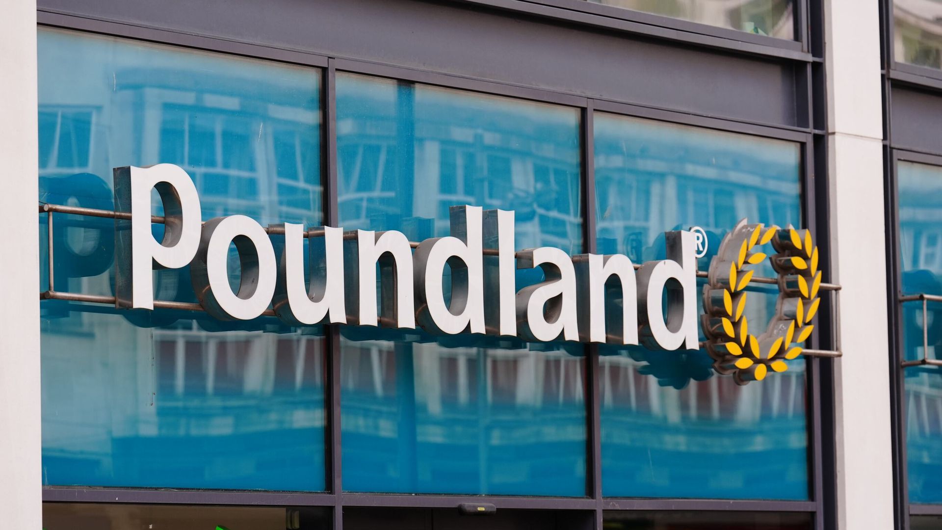 Poundland Owners Appoint Restructuring Experts Amid Critical Sale Negotiations Poundland Owners Appoint Restructuring Experts Amid Critical Sale Negotiations