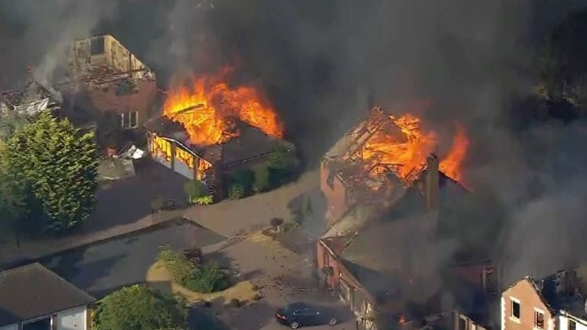 UK Lawmakers Demand Aerial Firefighting Fleet and BBQ Bans to Counter Wildfire Surge UK Lawmakers Demand Aerial Firefighting Fleet and BBQ Bans to Counter Wildfire Surge