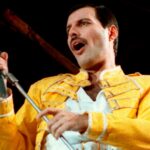Freddie Mercury’s Handwritten Lyrics Fetch £277,000 at Auction Freddie Mercury’s Handwritten Lyrics Fetch £277,000 at Auction