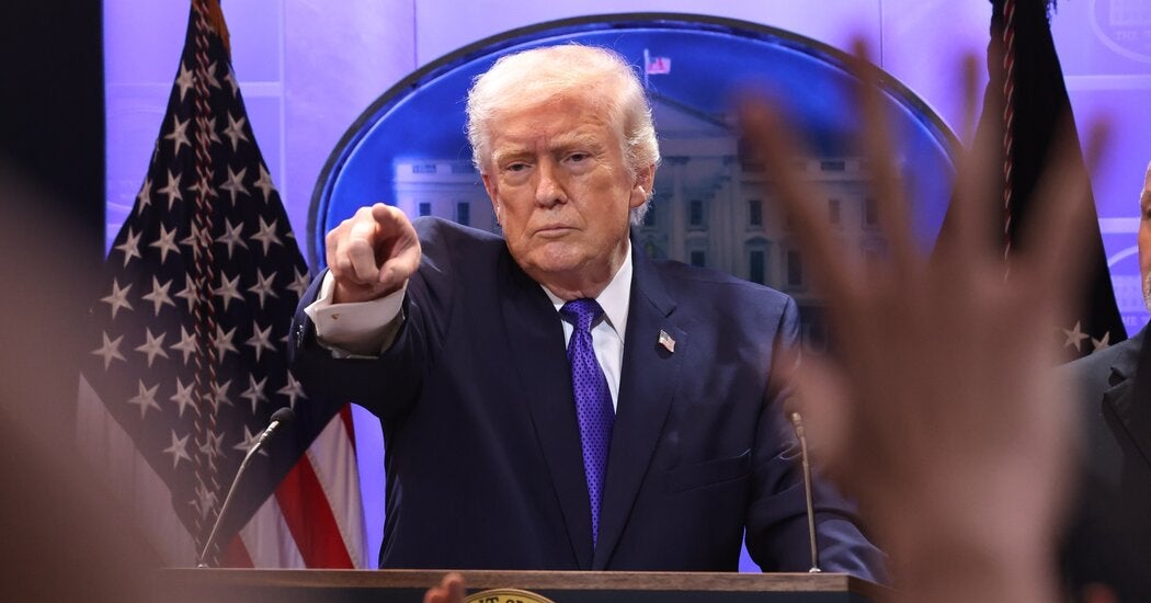 Trump Clings to Tariffs as Midterm Voters Turn Against Them Trump Clings to Tariffs as Midterm Voters Turn Against Them