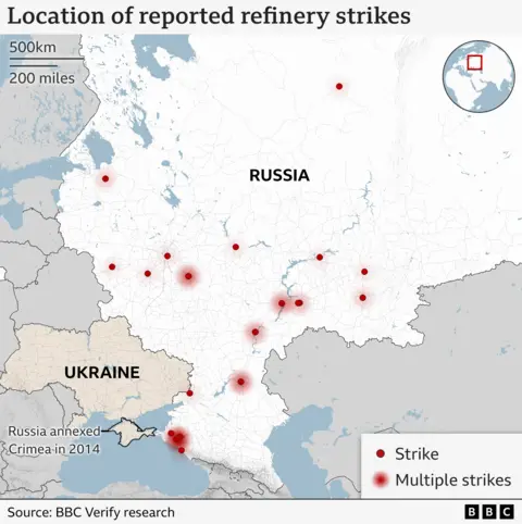 Ukraine Resumes Strikes on Russian Refineries as Tensions with Washington Escalate Ukraine Resumes Strikes on Russian Refineries as Tensions with Washington Escalate