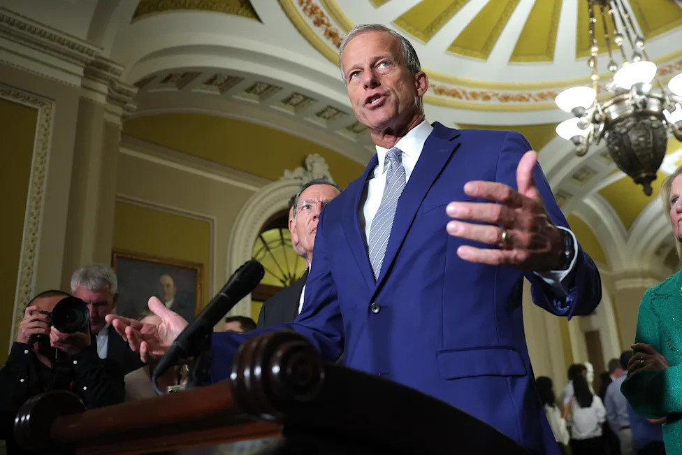 John Thune Campaigns to Save Senate Majority Amid Voter Concerns Over Iran War and Gas Prices John Thune Campaigns to Save Senate Majority Amid Voter Concerns Over Iran War and Gas Prices
