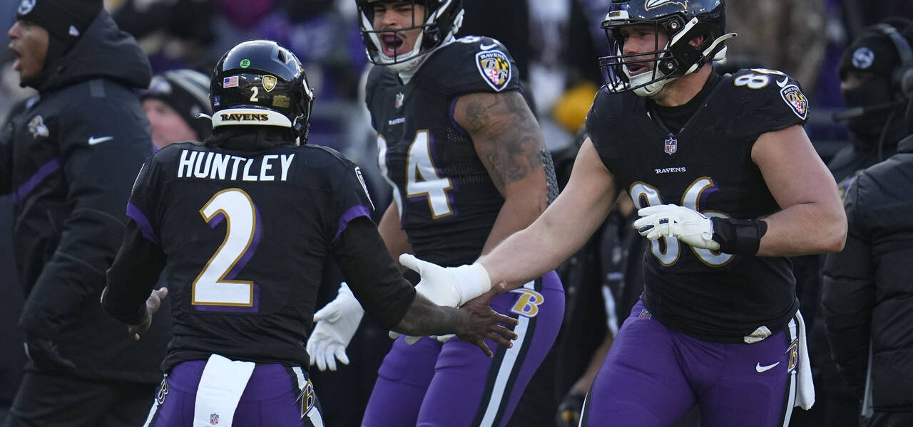 Ravens’ Huntley Leads Overtime Comeback to Defeat Falcons