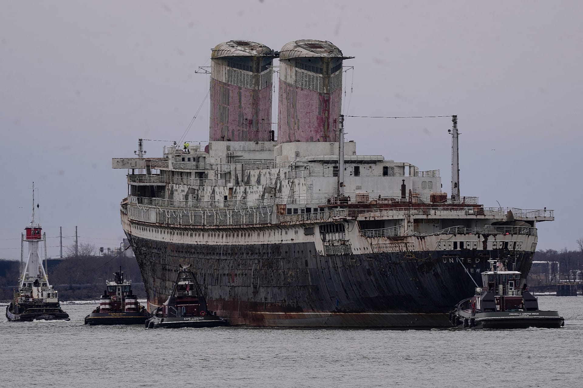 Historic SS United States Set for Final Voyage as World’s Largest Artificial Reef Historic SS United States Set for Final Voyage as World’s Largest Artificial Reef