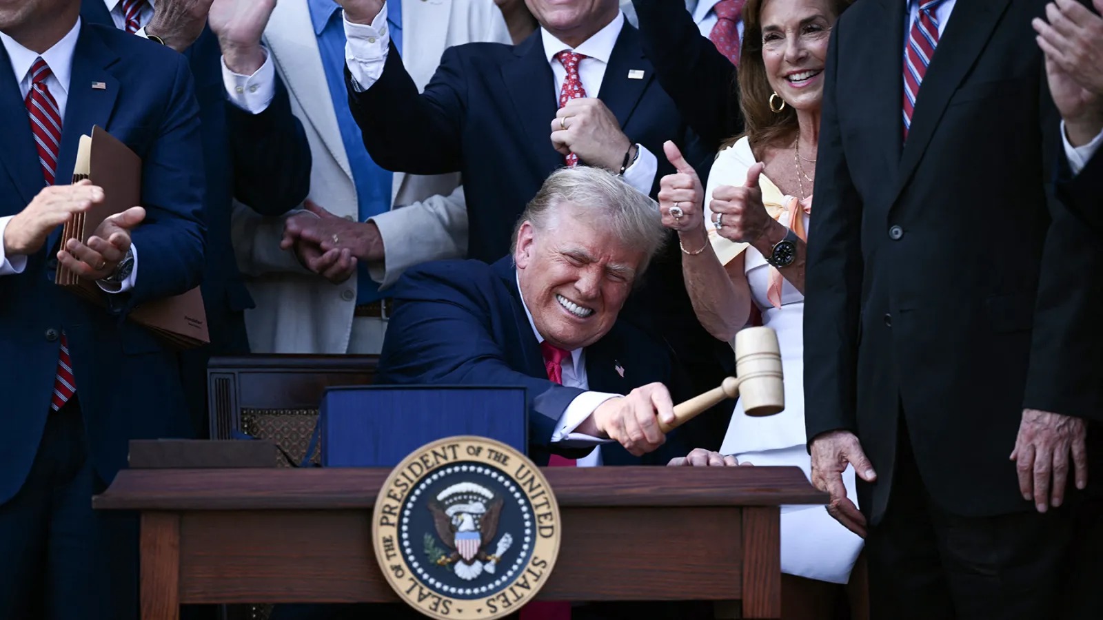 Trump’s Second Term Scandals: What Independents Need to Remember for 2026
